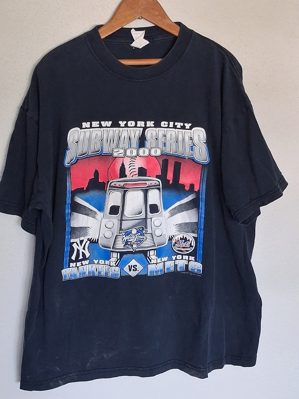 Majestic Black New York Subway Series 2000 Graphic Tee Yankees / Mets